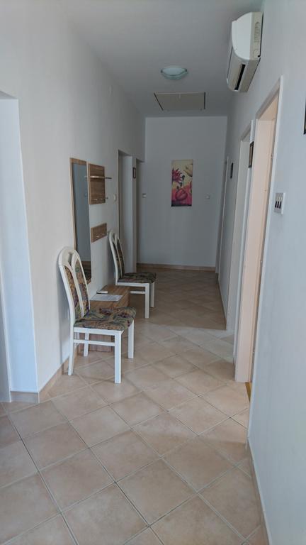 Apartments Anastazija Pag Town Buitenkant foto