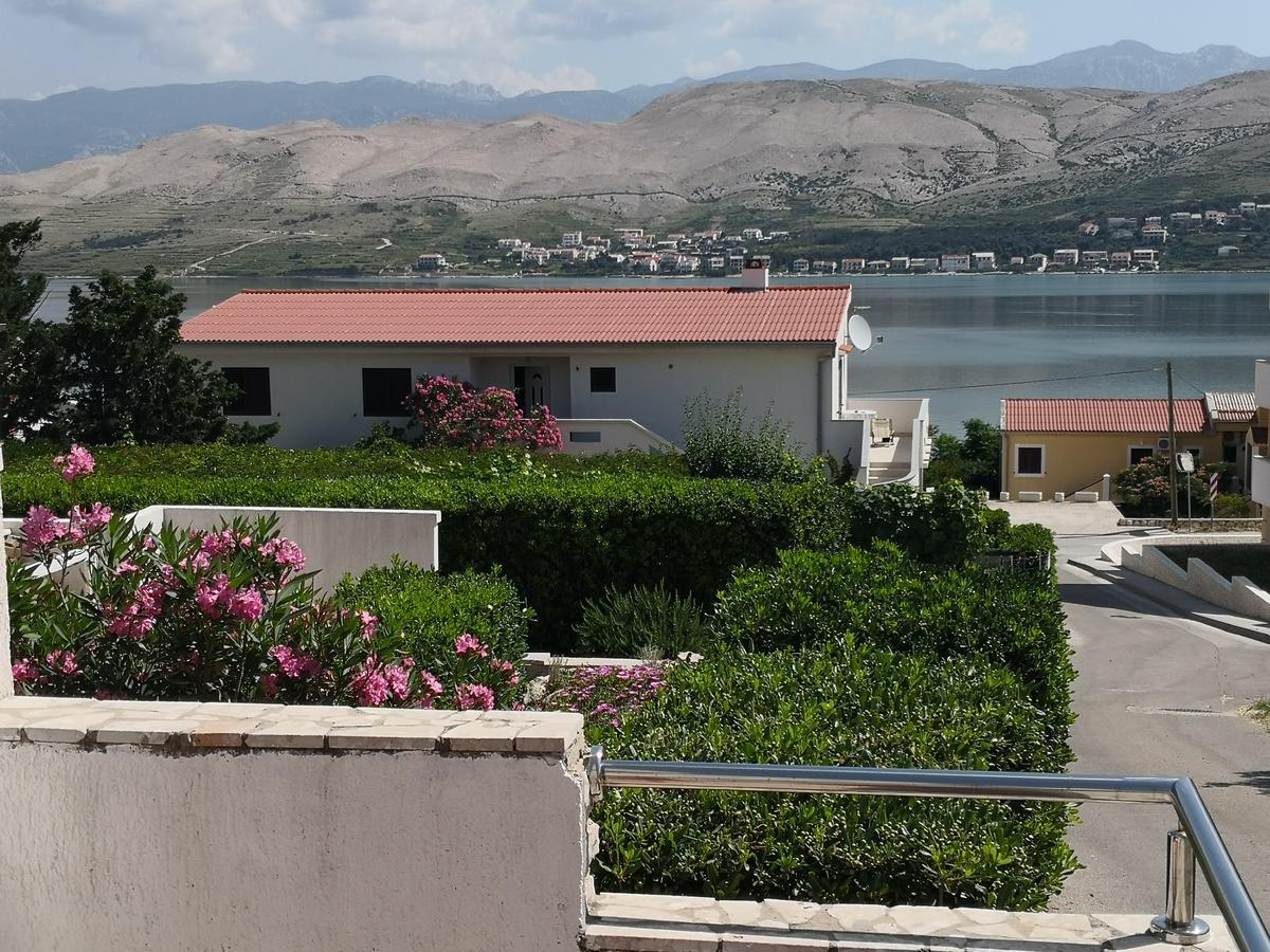 Apartments Anastazija Pag Town Buitenkant foto